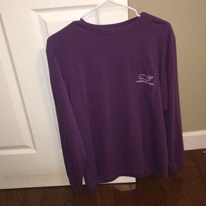 Longsleeve vineyard vine shirt.